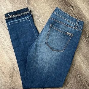 White House Black Market Slim Ankle Classic Rise Light Wash Denim Size 6